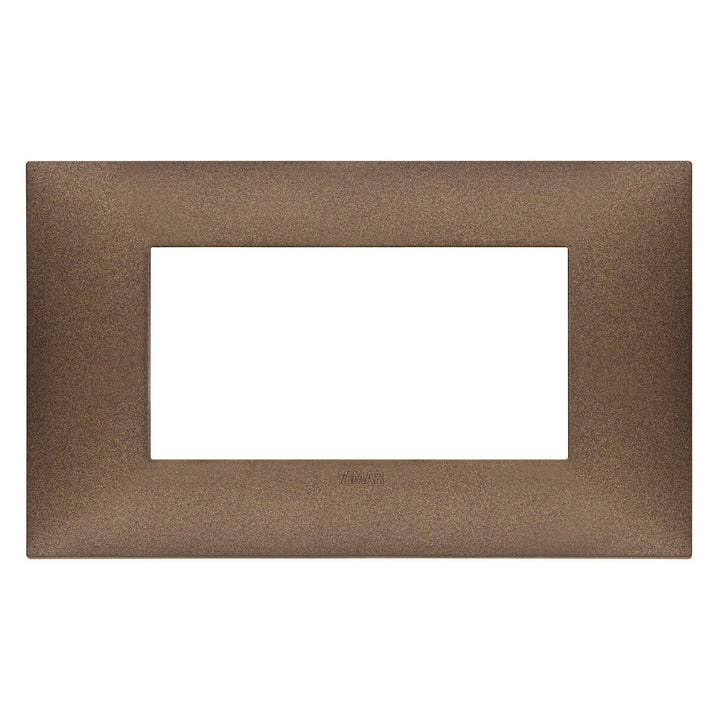 Placa Cobre Mate fabricada en tecnopolímero, línea NeveUp de Vimar