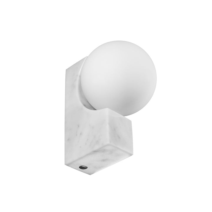 Luminario Roque Marmol para muro con interruptor táctil, fabricado en mármol acabado blanco, con esfera difusa con base G9 de línea Europea iLumileds