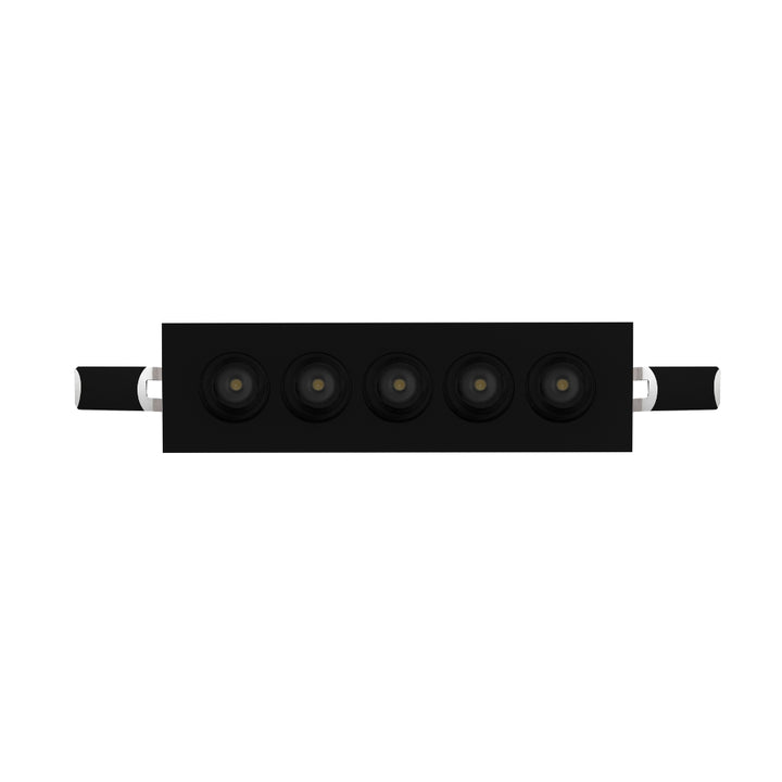 Luminario rectangular puntual 10W 36° bajo deslumbramiento, acabado negro con 5 cuerpos con chips marca Osram 85-277V de iLumileds