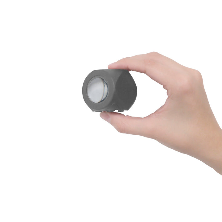 Polígono instalación en muro con 2 salidas de luz 2W luz cálida (3000K), fabricado en policarbonato negro 85-265V de iLumileds