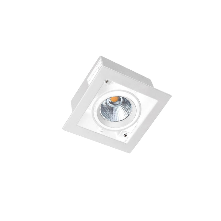 Downlight WALID cuadrado acabado blanco o negro dirigible 25w CRI>90 24° color de luz neutro cálido, opciones acabado negro y blanco de Auro