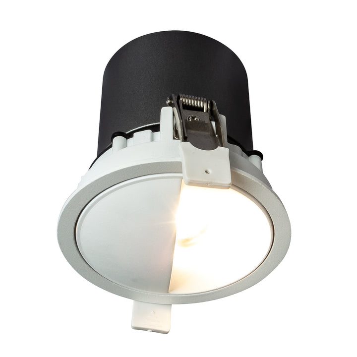 Downlight WallWasher DANA 30° x 50° dirigible 18w CRI>93 color de luz neutro cálido de Auro