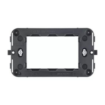 Soporte 3 módulos para placa NeveUp, incluye tornillos de Vimar