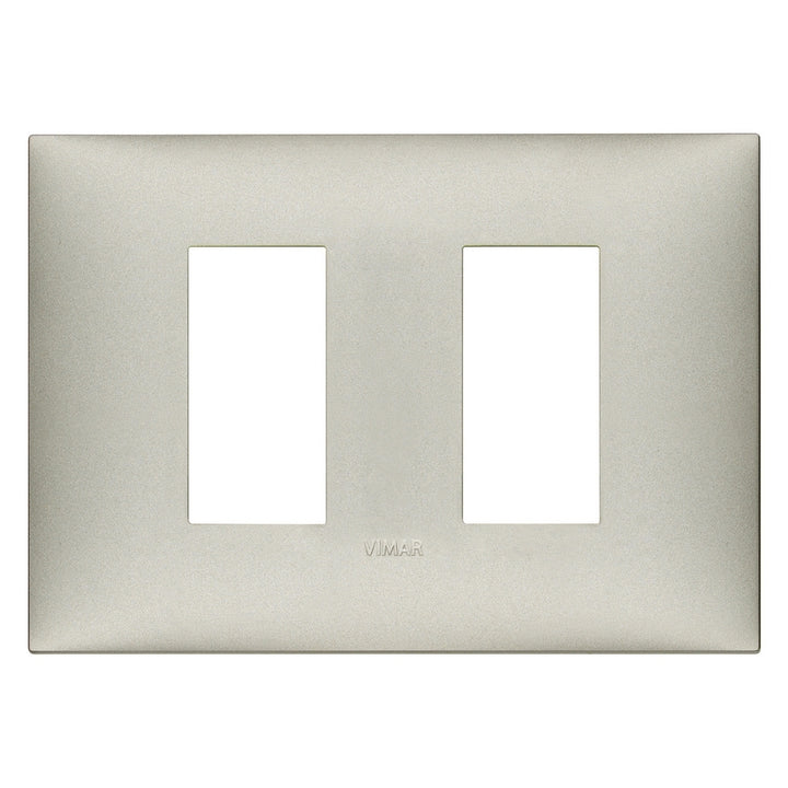 Placa Níquel Mate fabricada en tecnopolímero, línea NeveUp de Vimar