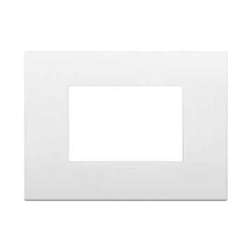 Placas Blanco Tecno-Basico (Tecnopolímero Satinado) línea Arké de Vimar