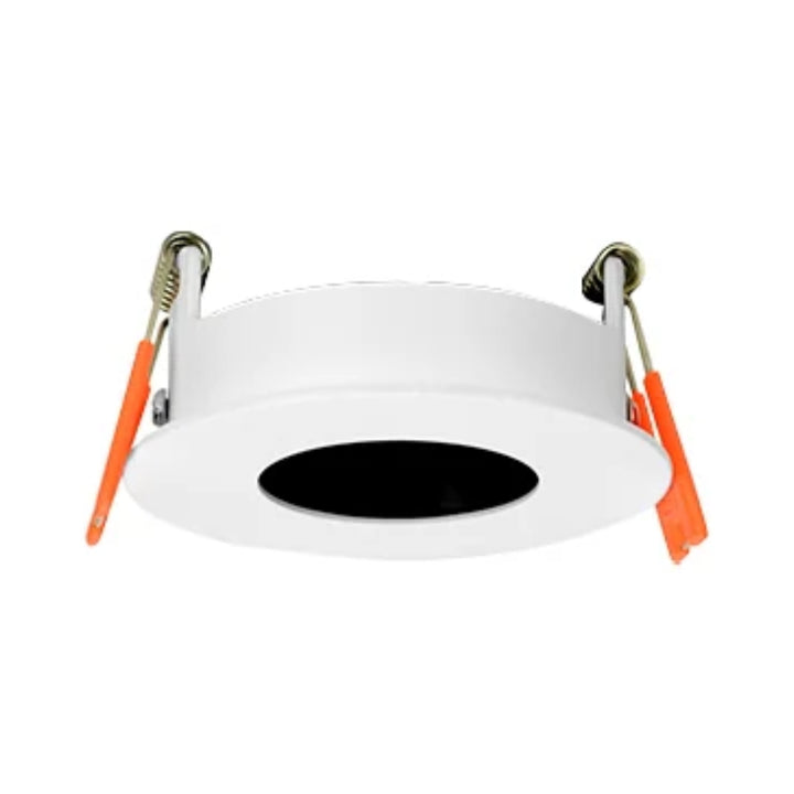Downlight de bajo deslumbramiento proyección de luz circular acabado blanco o negro Ø8cm fabricado en aluminio modelo AMLA135B / AMLA135N de AURO LIGHTING