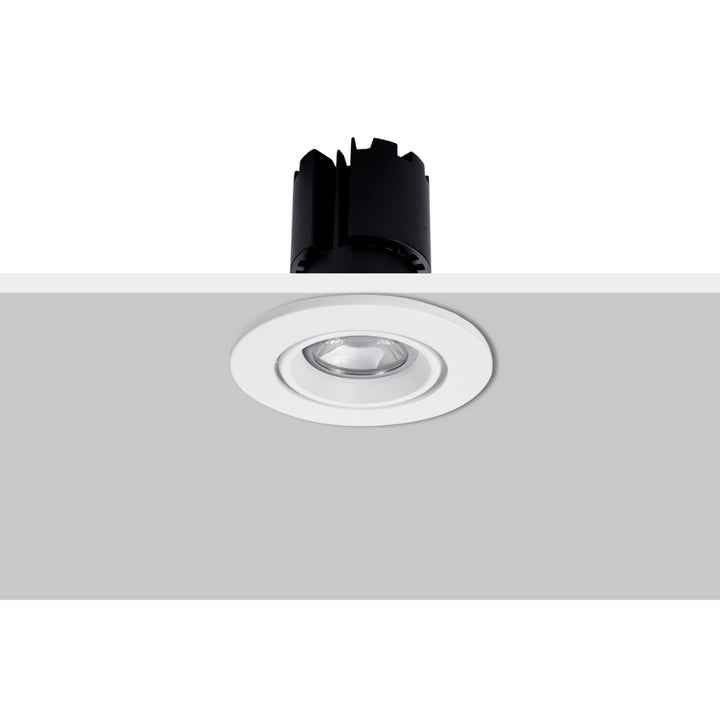 Marco redondo orientable de empotrar MASS AMLA608RB / AMLA608RN para MR16, fabricado en aluminio, acabado blanco o negro de AURO Lighting