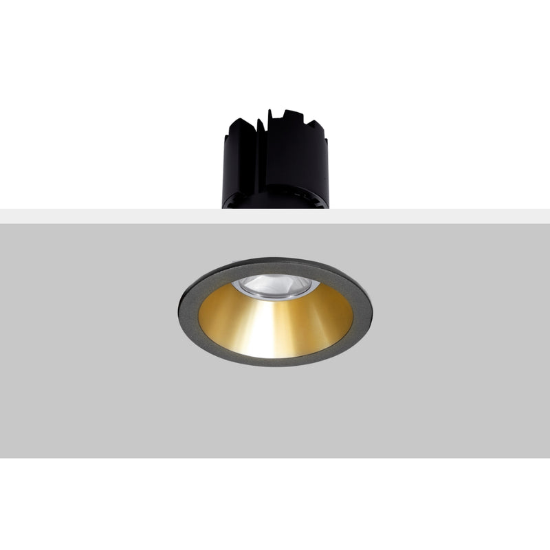 Marco redondo orientable de empotrar AMLA819N para MR16, fabricado en aluminio, acabado negro con interior cobre de AURO Lighting