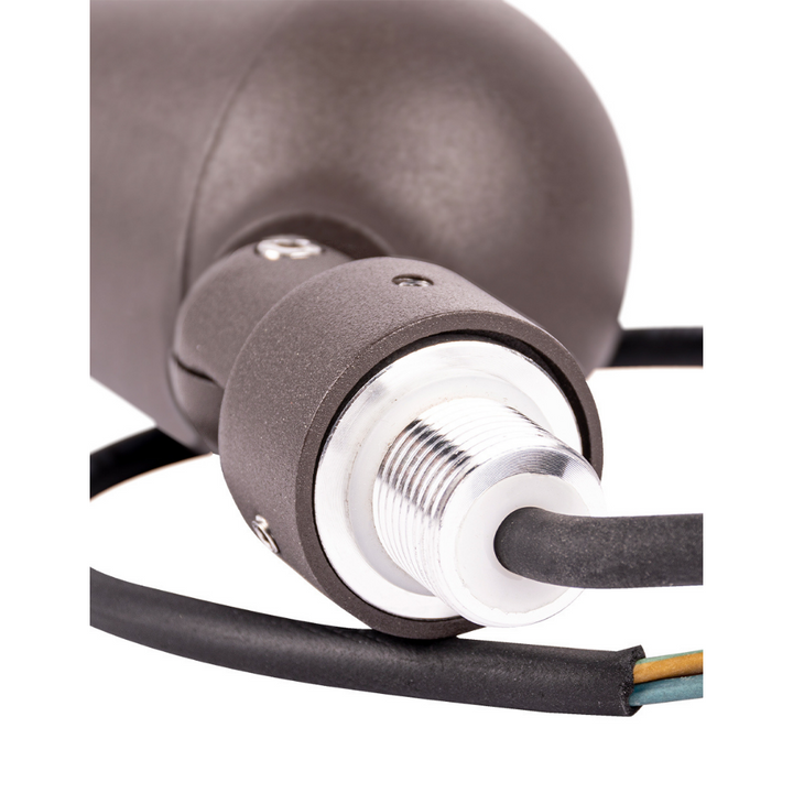 Luminario LED para jardín 5W 36° luz neutra cálida (3000K) incluye estaca de ICON