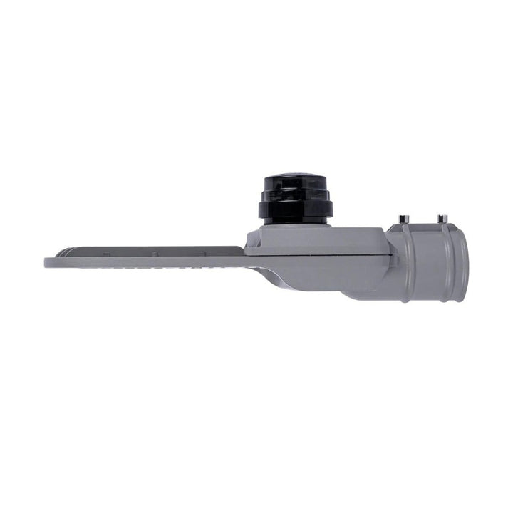 Luminario Alumbrado Público 100W Curva II media 5000K 100-277V con fotocelda protección 10kV de ICON