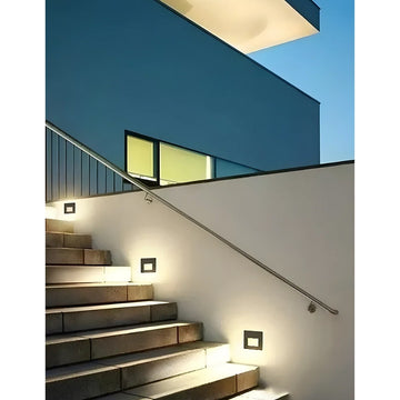 Luz de cortesía para empotre cuadrado negro 3W de ICON