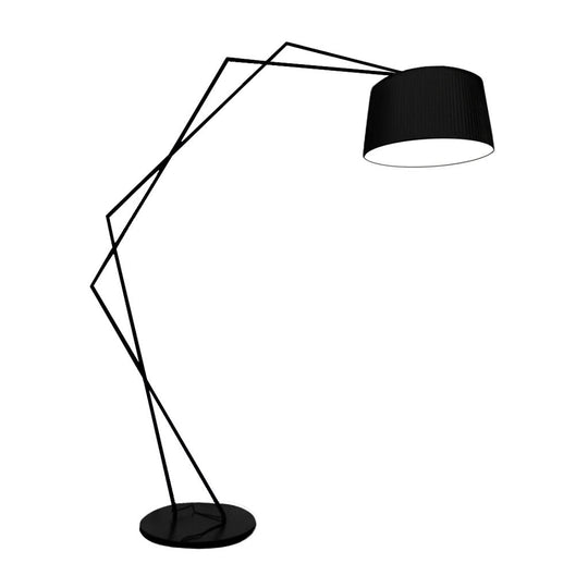 Lámpara de piso NIX, base E26, foco no incluido, 127V de Quor Lighting - Q48088-BK