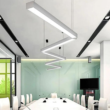 Luminario lineal 40W 118cm luz neutra (4000K), disponible conectores en "L" y accesorios para suspensión o sobreponer (se venden por separado) de ICON