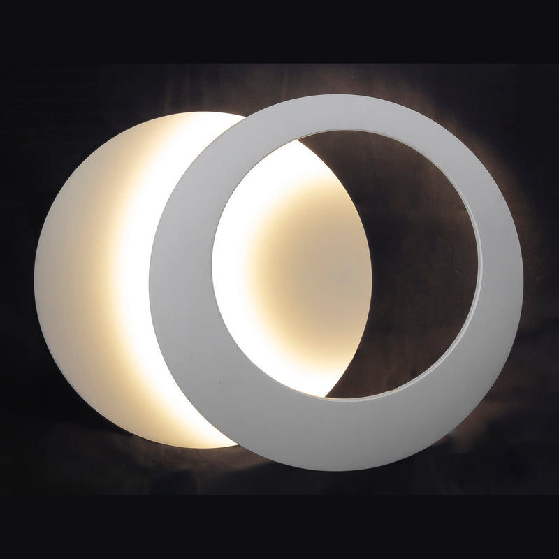 Luminario acabado blanco ORBIT 7W con circulo exterior móvil luz indirecta color de luz neutro cálido de AURO Lighting