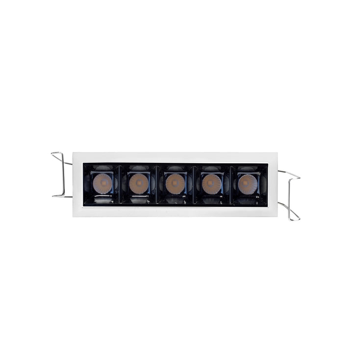 Downlight de bajo deslumbramiento OBA cinco ópticas marco blanco opción color reflector blanco o negro 10w luz neutra cálida CRI>90 de AURO Lighting