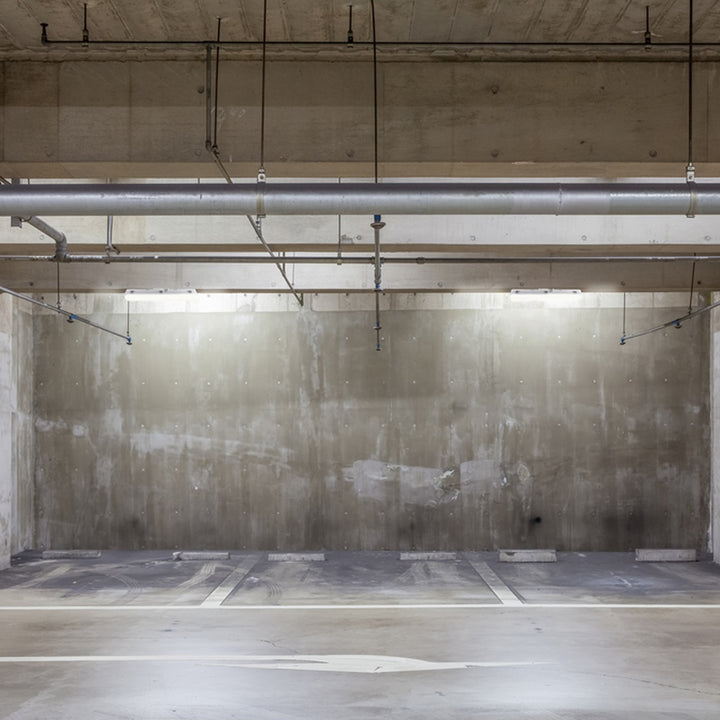 Luminario estanca de emergencia HERMETIC XL 60cm 1330lm a 2200lm (modos permanente / no permanente) autonomía 1.5hr