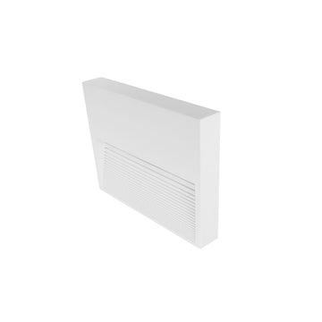Luminario de cortesía cuadrado estriado 12x12cm para sobreponer en muro 3W luz cálida (3000K) de iLumileds