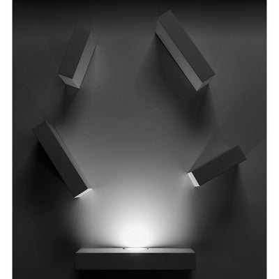 Luminario modular para muro 5 piezas, incluye un módulo integrado con luz 7W 3000K y 4 sin luz para crear juego de luz y sombra de iLumileds