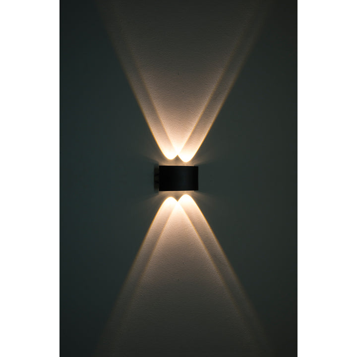Luminario de muro exterior doble salida simétrica directa / indirecta 4W de iLumileds