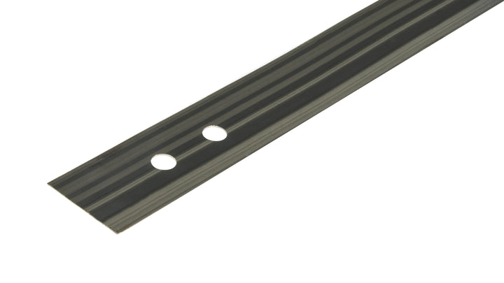 Luminario Skyline Acabado Negro 20m para tensar de muro a muro crea lineas de luz directa o indirecta 10w/m opciones color de luz de iLumileds