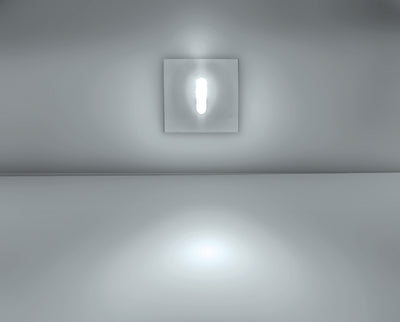 Luminario de cortesía ovalo estrecho de luz para empotrar en muro 2.5W luz cálida (3000K) de iLumileds
