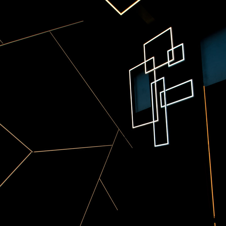 Luminario marco luminoso 36W con cambio de color mediante interruptor 59.5x59.5cm para plafón reticular o suspender de iLumileds