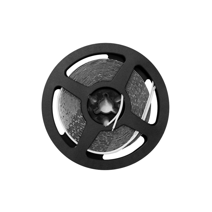 Tira LED 9.6W/m 24V CRI:90 con 120 chips/m rollo 5m opción de tonos de luz, con auto adhesivo de iLumileds