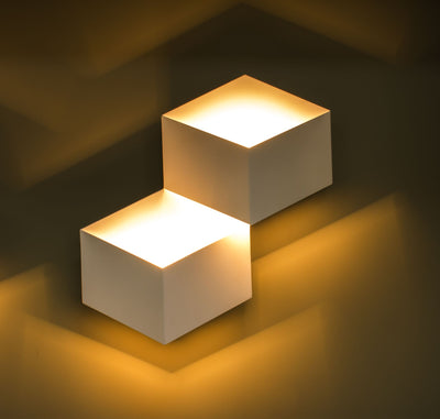 Luminario doble cubo 3D para muro 6W 3000K para muro de iLumileds