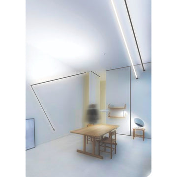 Luminario Skyline acabado Blanco de 5m para tensar de muro a muro crea líneas de luz directa o indirecta 28.8w/m opciones color de luz cálido / neutro / neutro frío de iLumileds