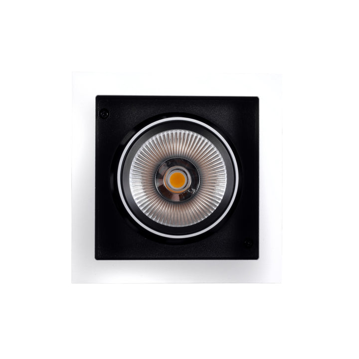 Downlight UNAX 25W 24° luz cálida dirigible con reflector extraíble base cuadrada para empotrar opciones ángulos de salida de Auro