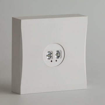 Luminario Via S de emergencia para sobreponer, iluminación pasillos o área, autonomía 3hr de Normalux